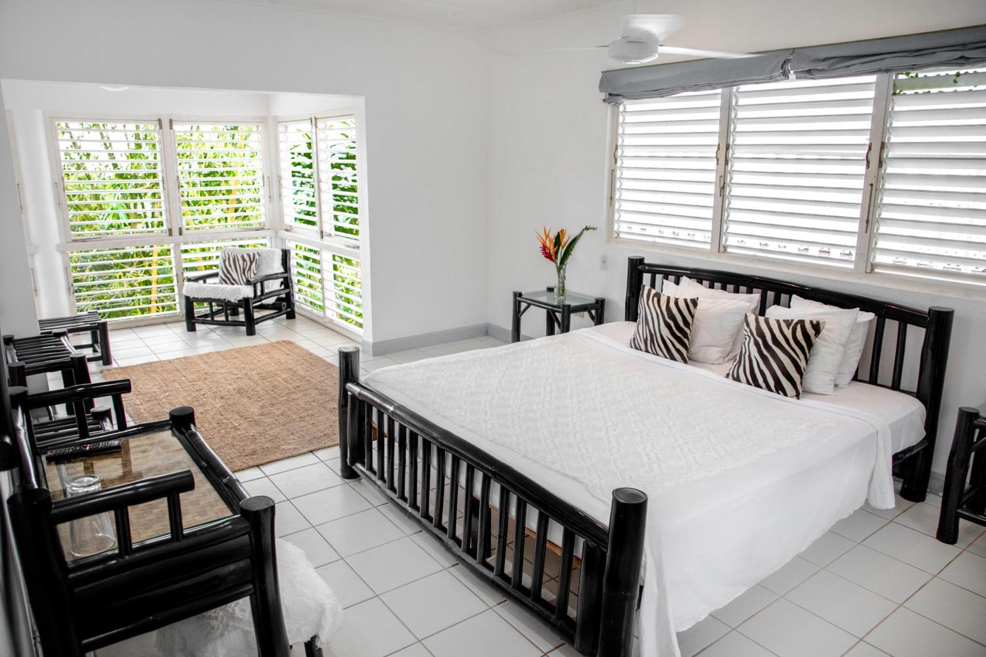 ホテル Lf Jungle Retreat Drapers エクステリア 写真